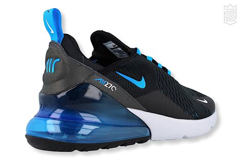 nike blau schwarz|Blau Nike Air Schuhe.